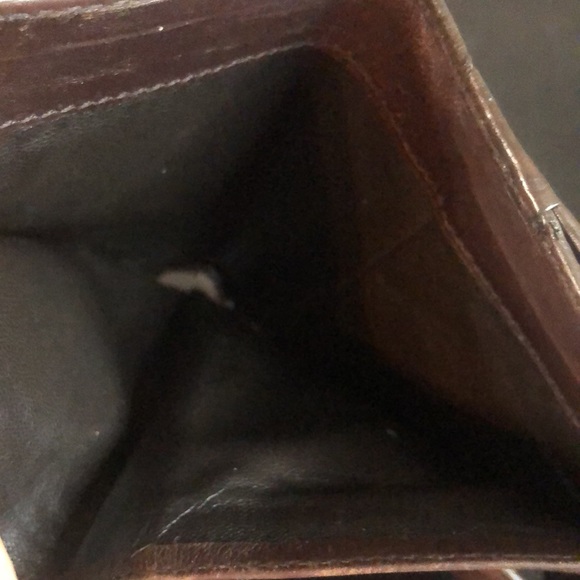 GUCCI Guccissima GG Brown Lambskin Bifold Wallet With Billfold & Coin Section - Picture 15 of 17